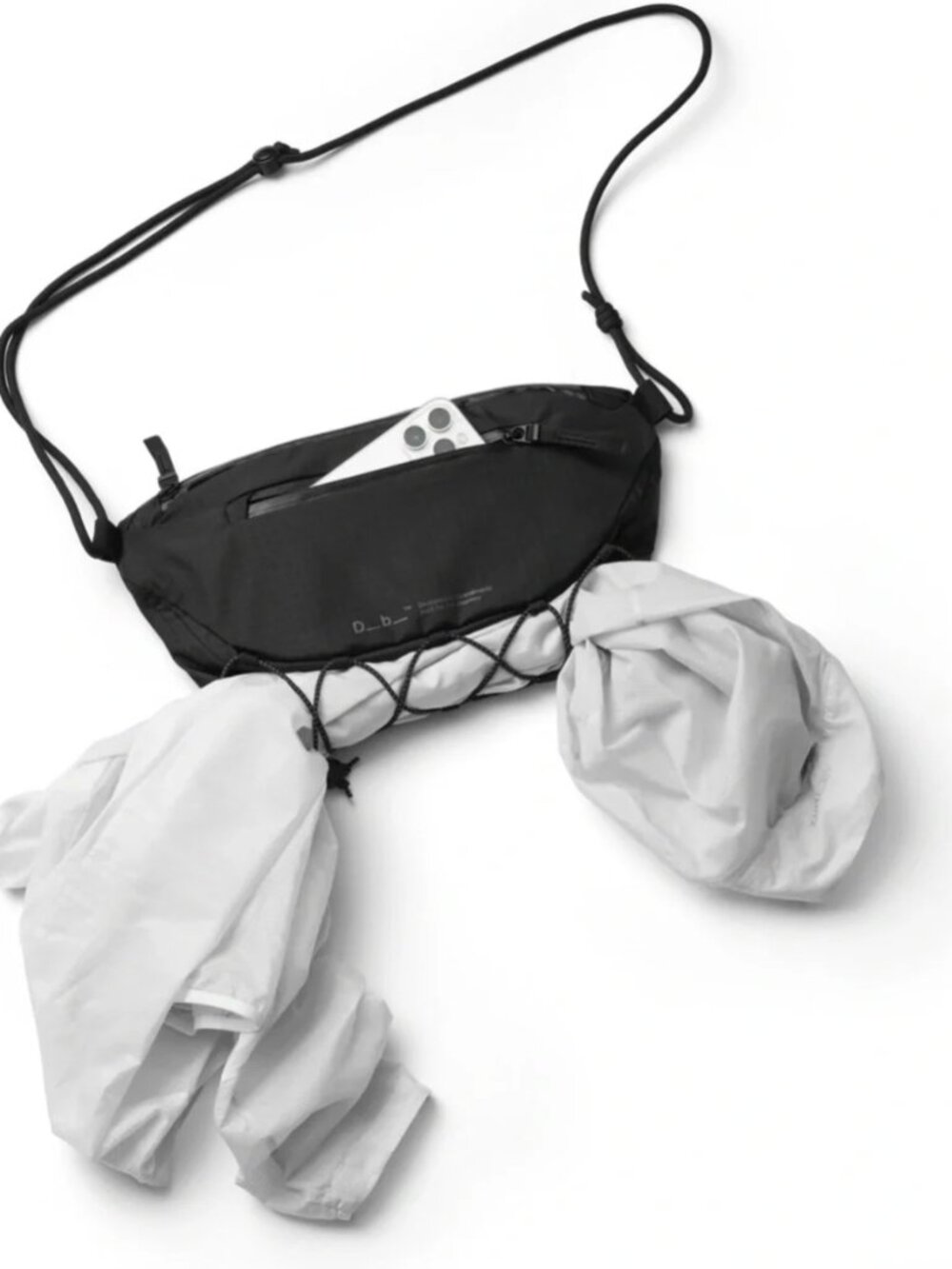 DB Journey Roamer Pro Sling Bag 6L Black Out NWT NEW WITH TAGS - Picture 10 of 12